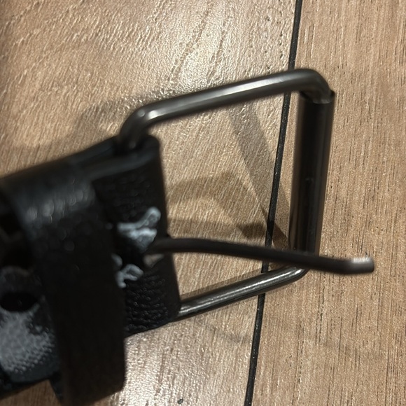 Skull and Crossbones Unixes Belt Size 26 - Picture 6 of 15